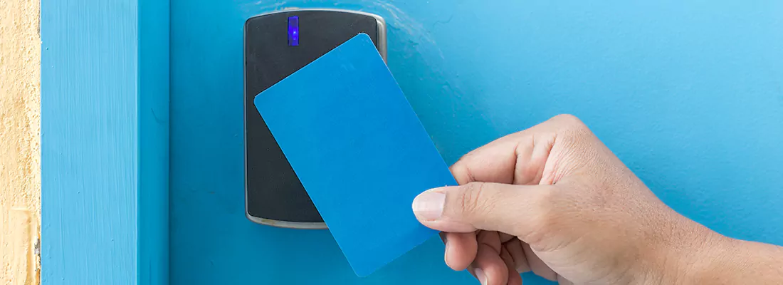 Card Lock Systems for Secure Access in Oakleaf Plantation, FL