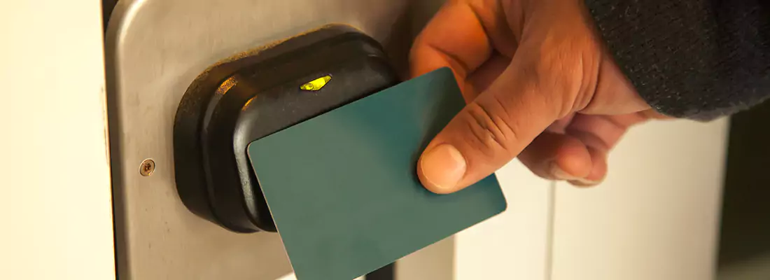 How Card Lock Readers Enhance Security in Oakleaf Plantation, FL?