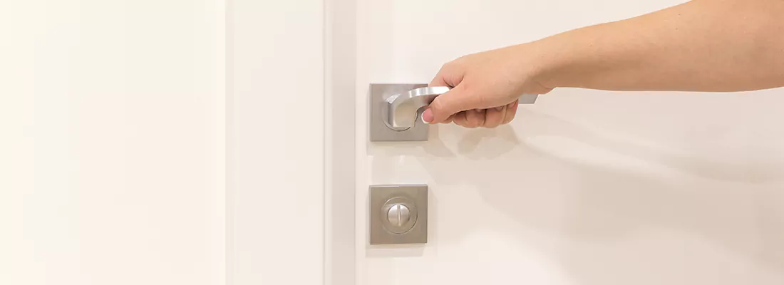 Wireless Push to Lock Door Options in Oakleaf Plantation, FL